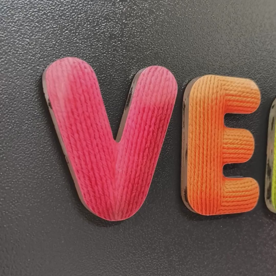 Kids nameplate fridge magnet - Knitted look